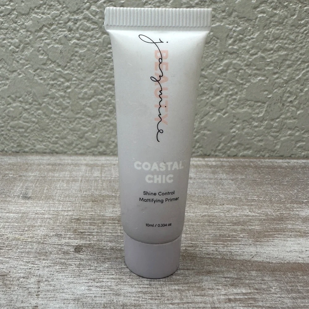 $3 🌙Jasmine Beauty‎ Coastal Chic Shine Control Mattifying Primer